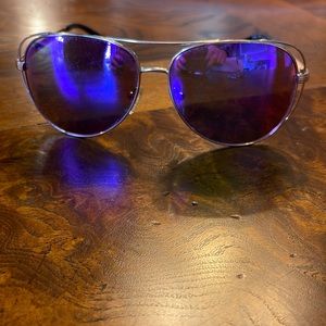 Michael Kors sunglasses left screw is loose and needs repair aviator style